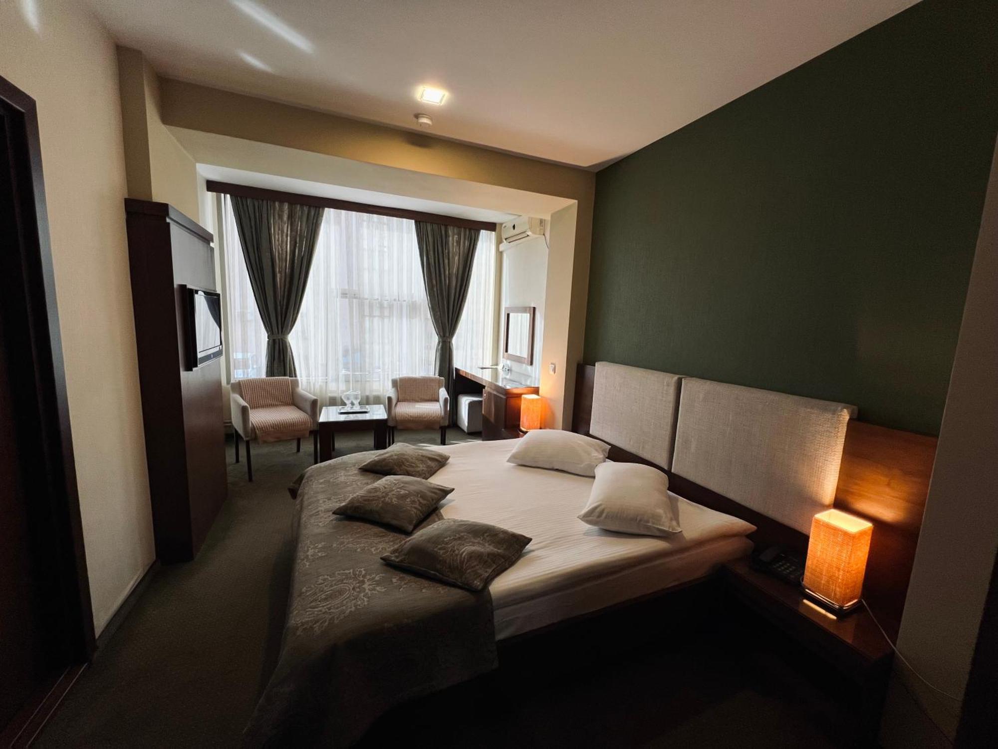 Hotel Royale Galaţi Dış mekan fotoğraf