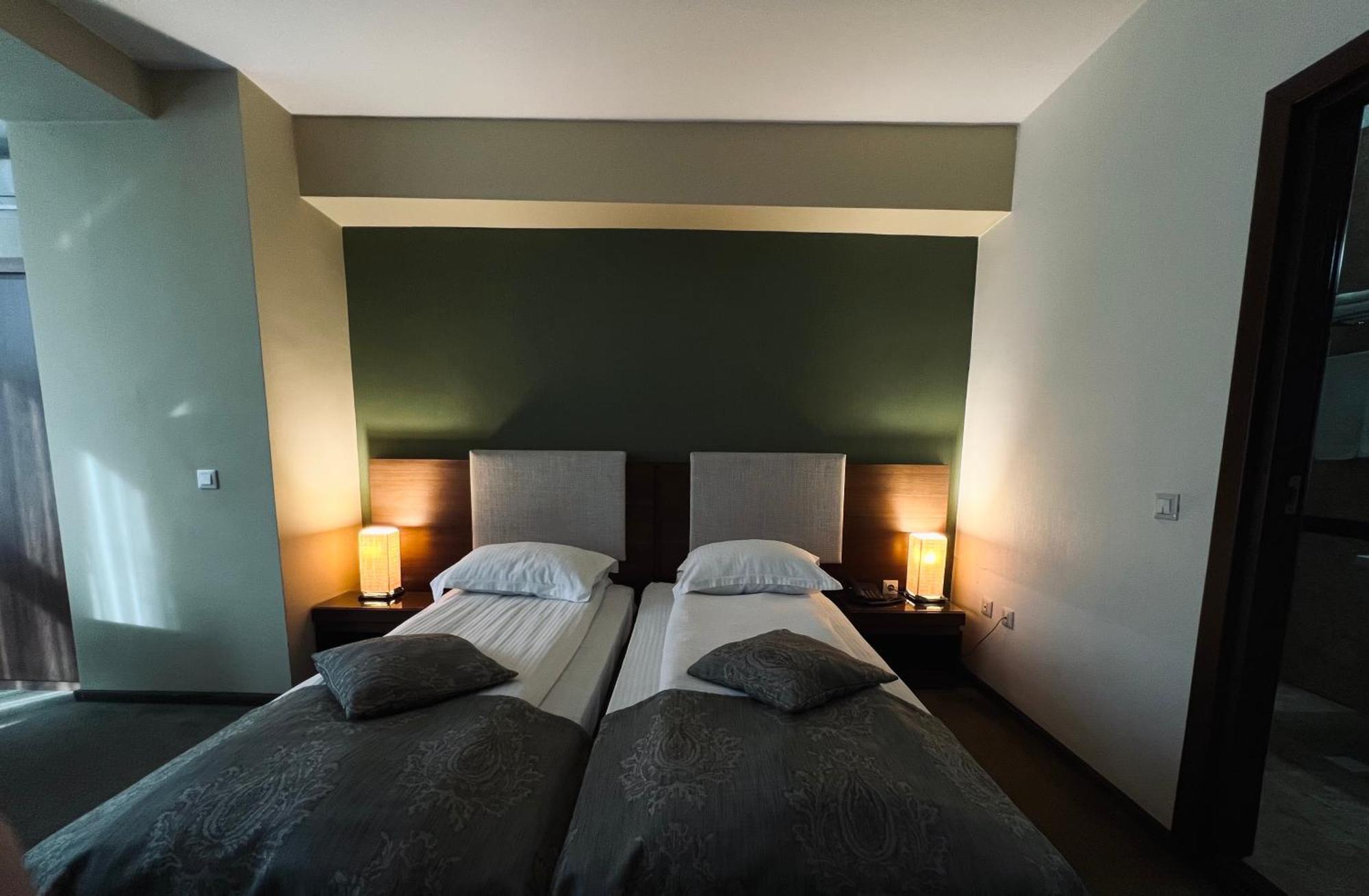 Hotel Royale Galaţi Dış mekan fotoğraf