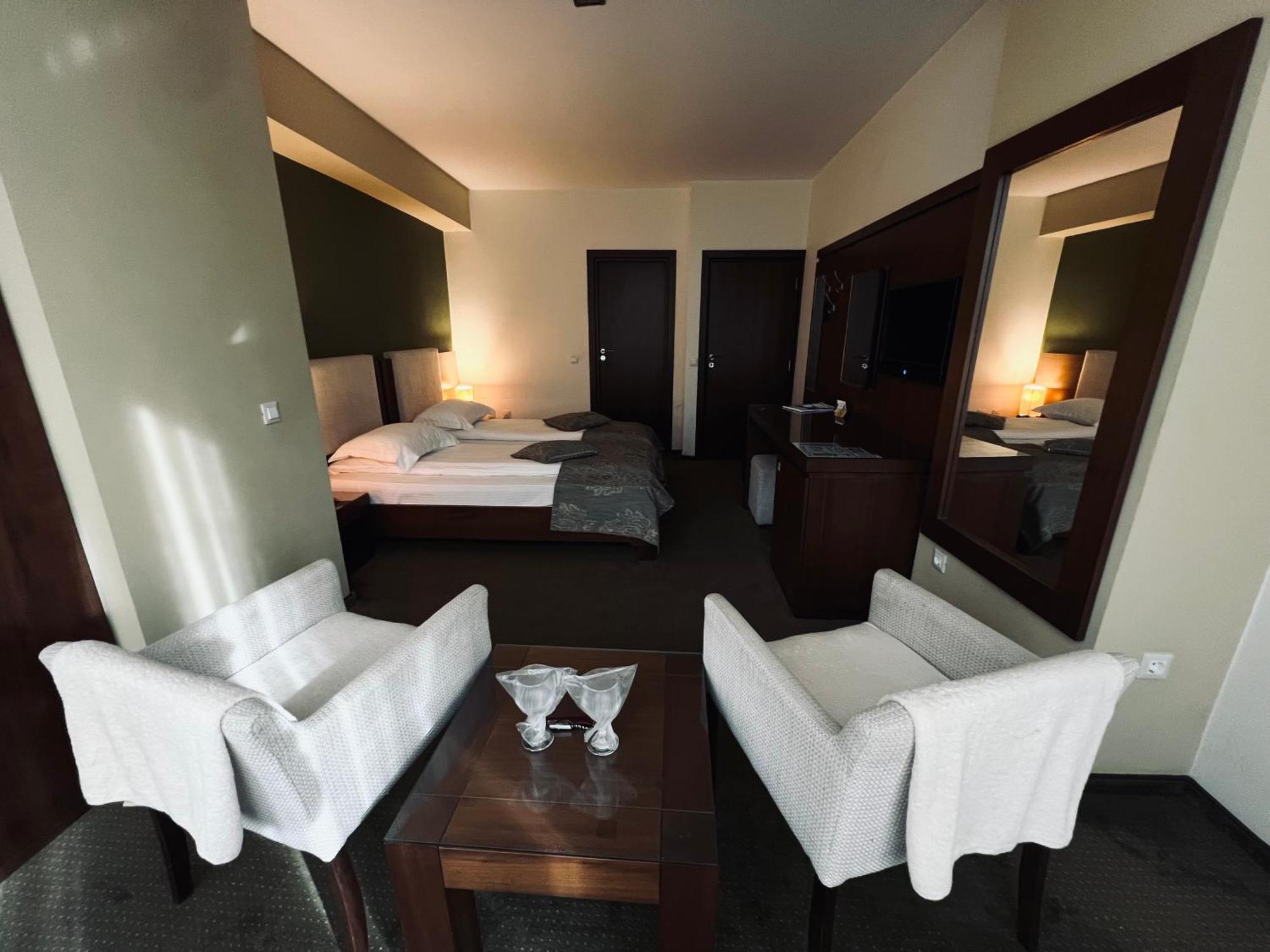Hotel Royale Galaţi Dış mekan fotoğraf