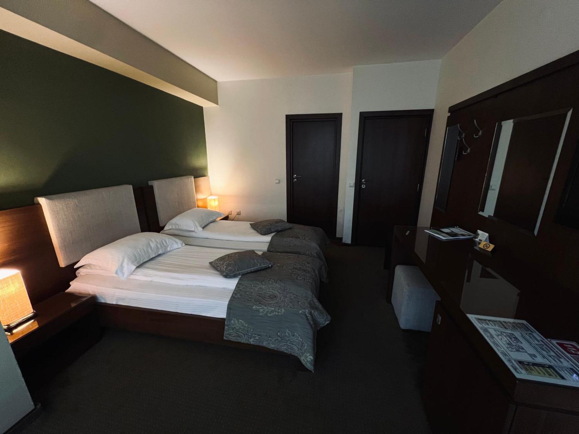 Hotel Royale Galaţi Dış mekan fotoğraf