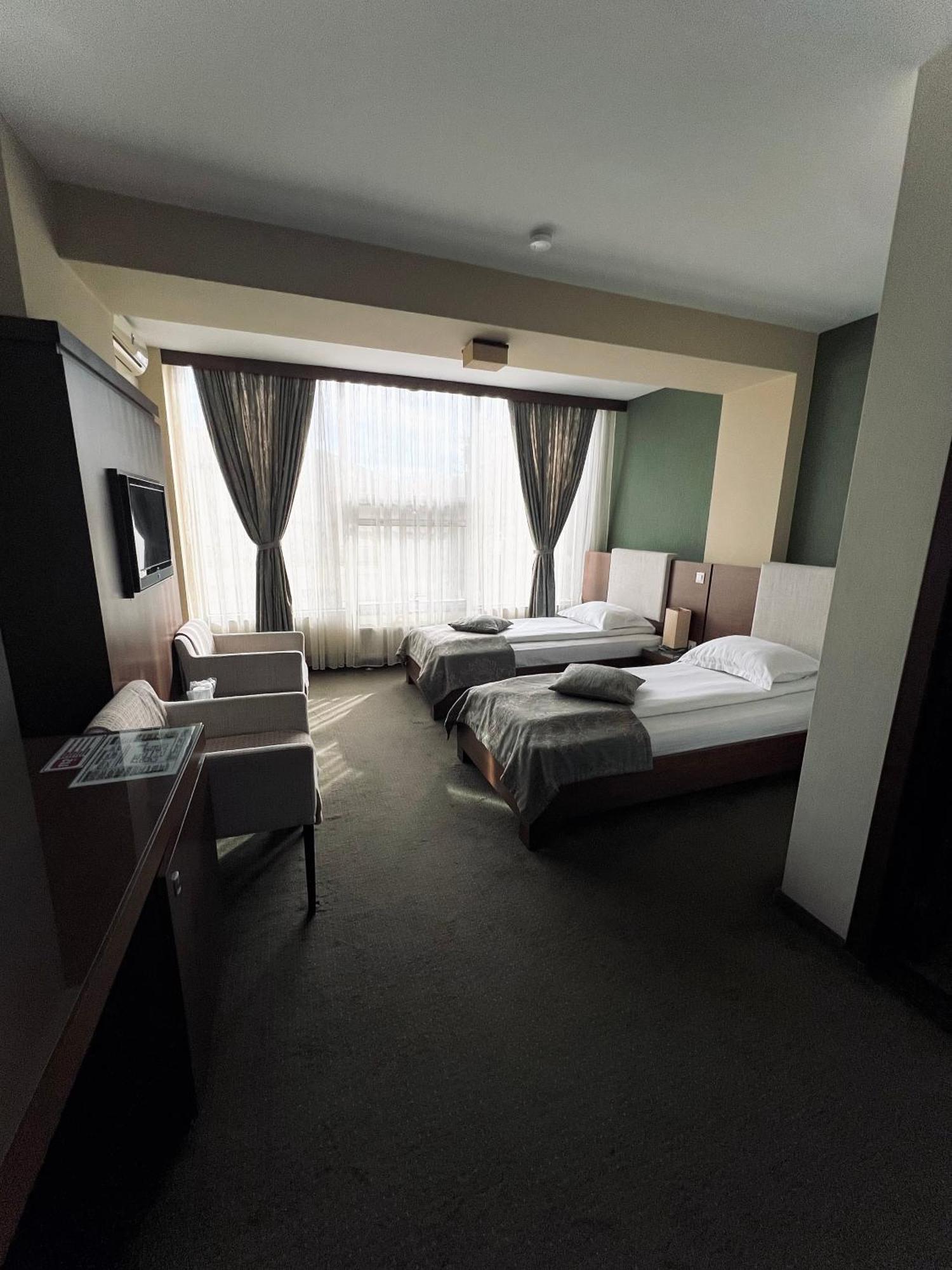 Hotel Royale Galaţi Dış mekan fotoğraf
