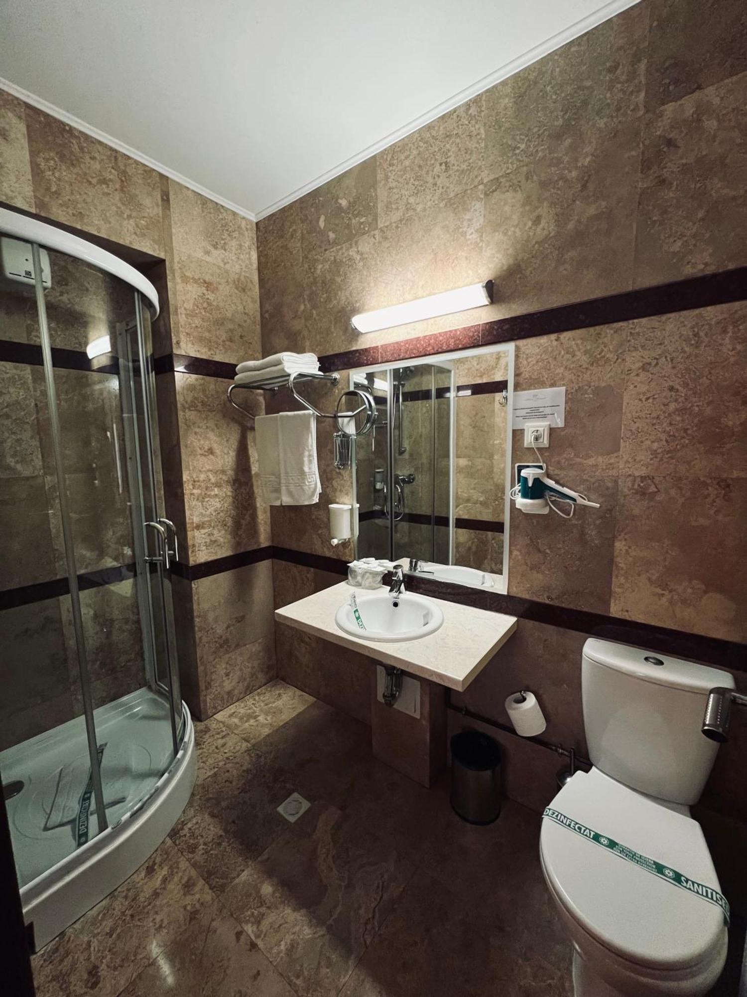 Hotel Royale Galaţi Dış mekan fotoğraf