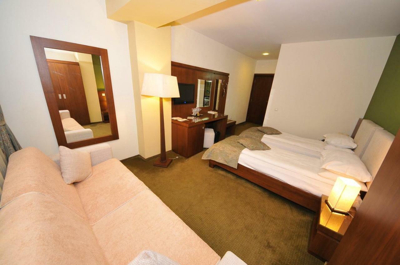 Hotel Royale Galaţi Dış mekan fotoğraf